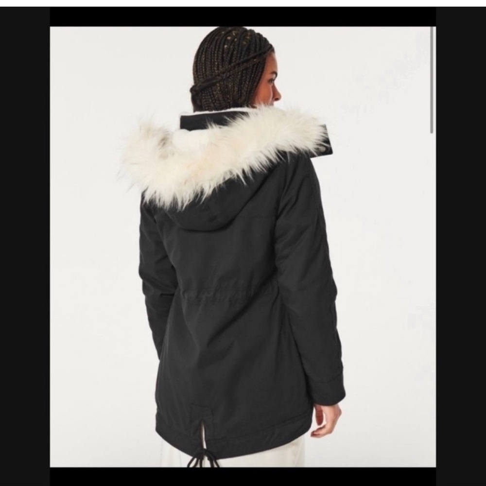 Hollister Black Jacket with grey Faux Fur Hood